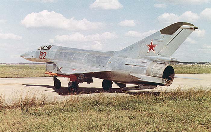 Истребитель Е-8/2