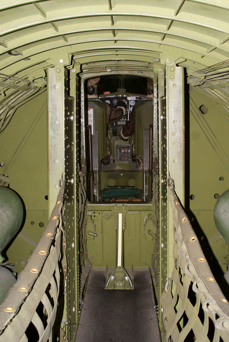 Бомбоотсек Boeing B-17G