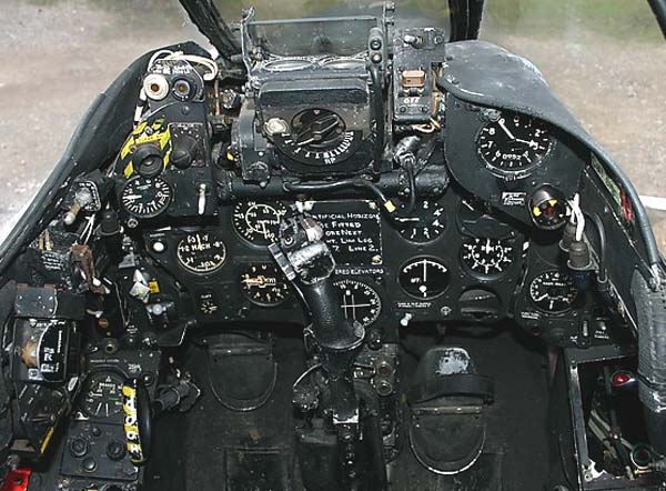 Кабина Hawker Hunter F.6