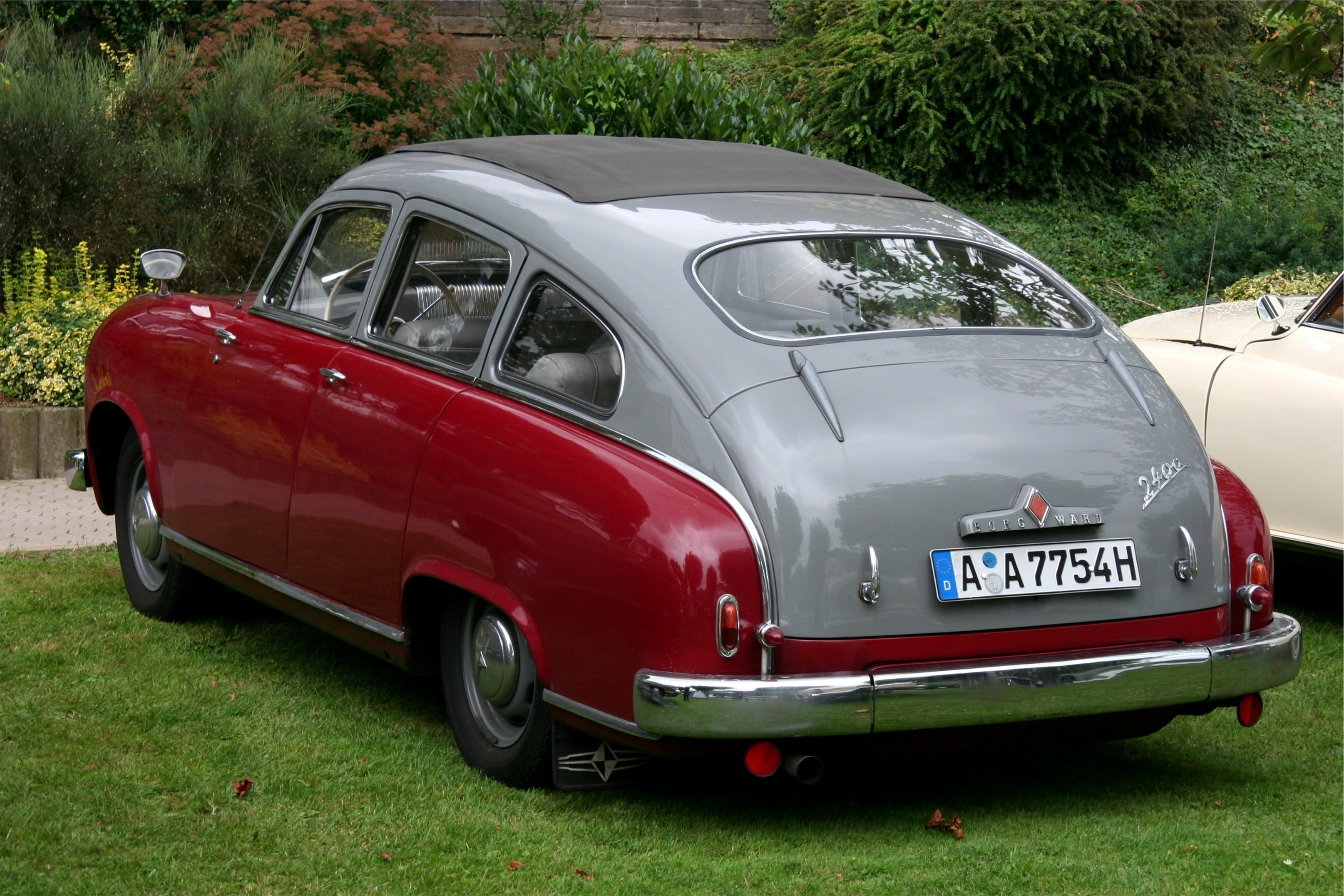 Borgward 2400