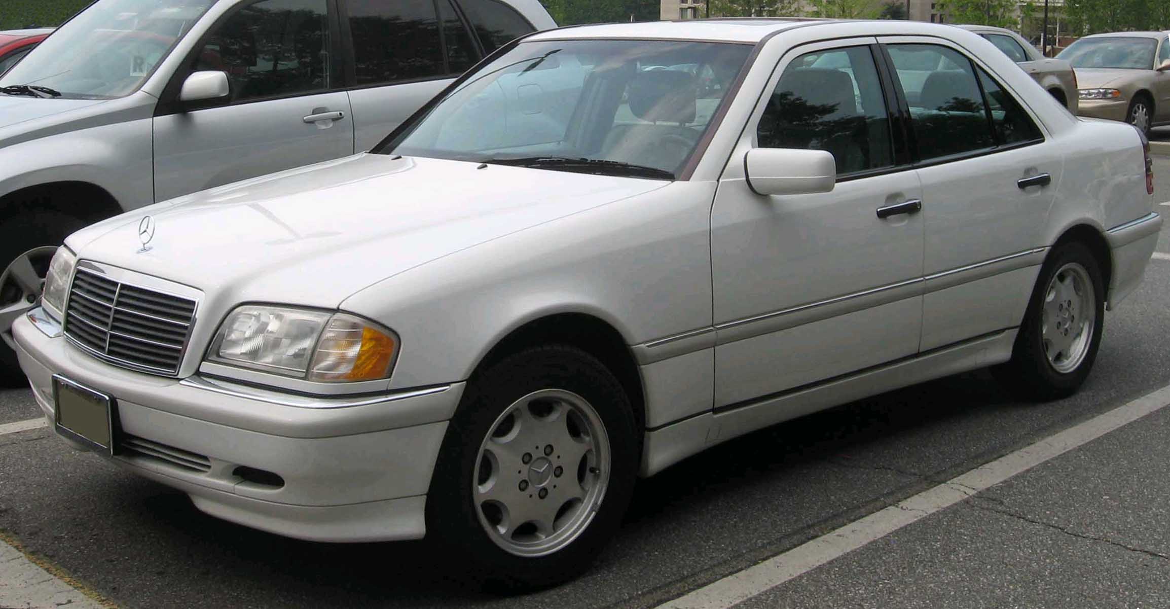 Mercedes-Benz w202