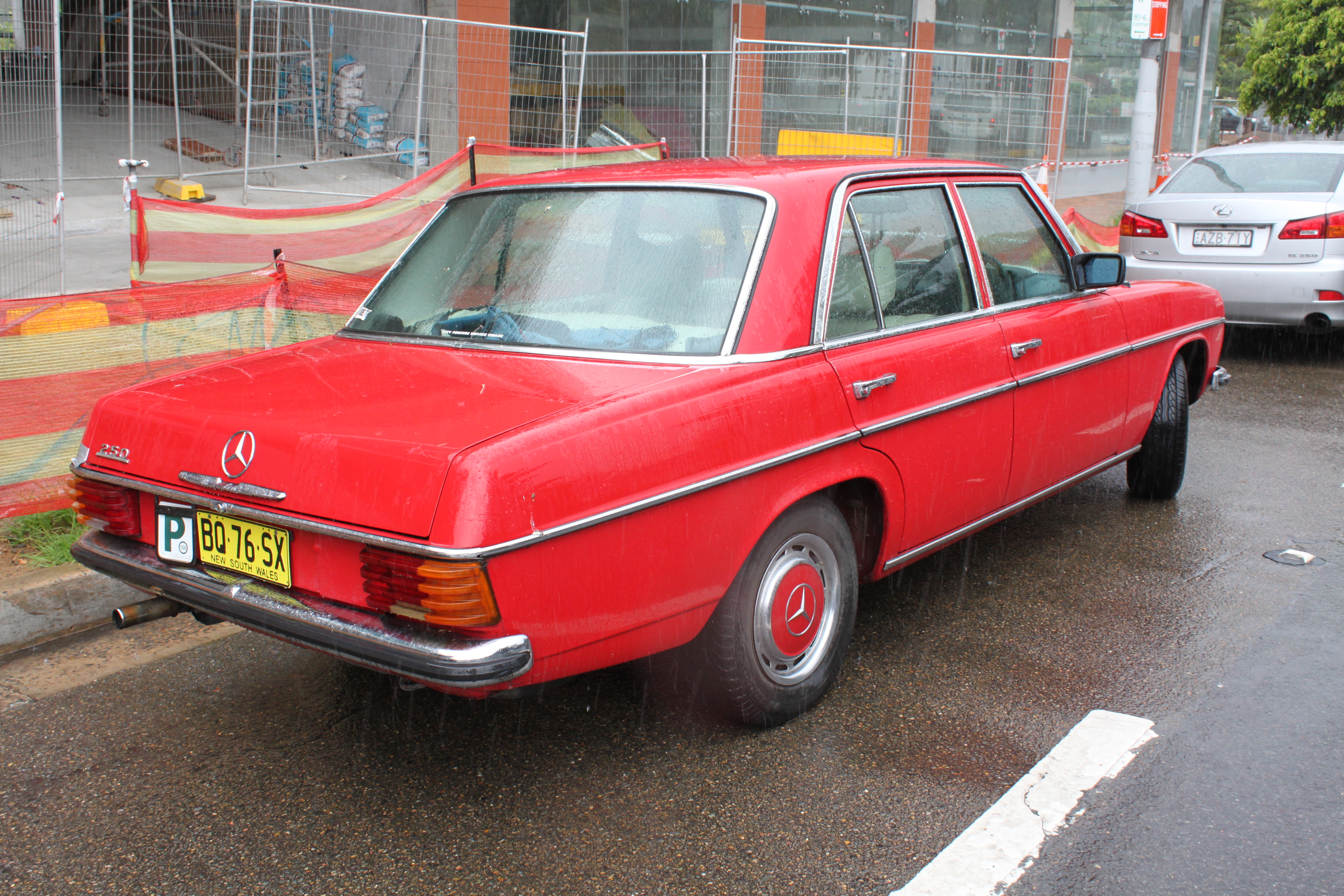 Mercedes-Benz W114