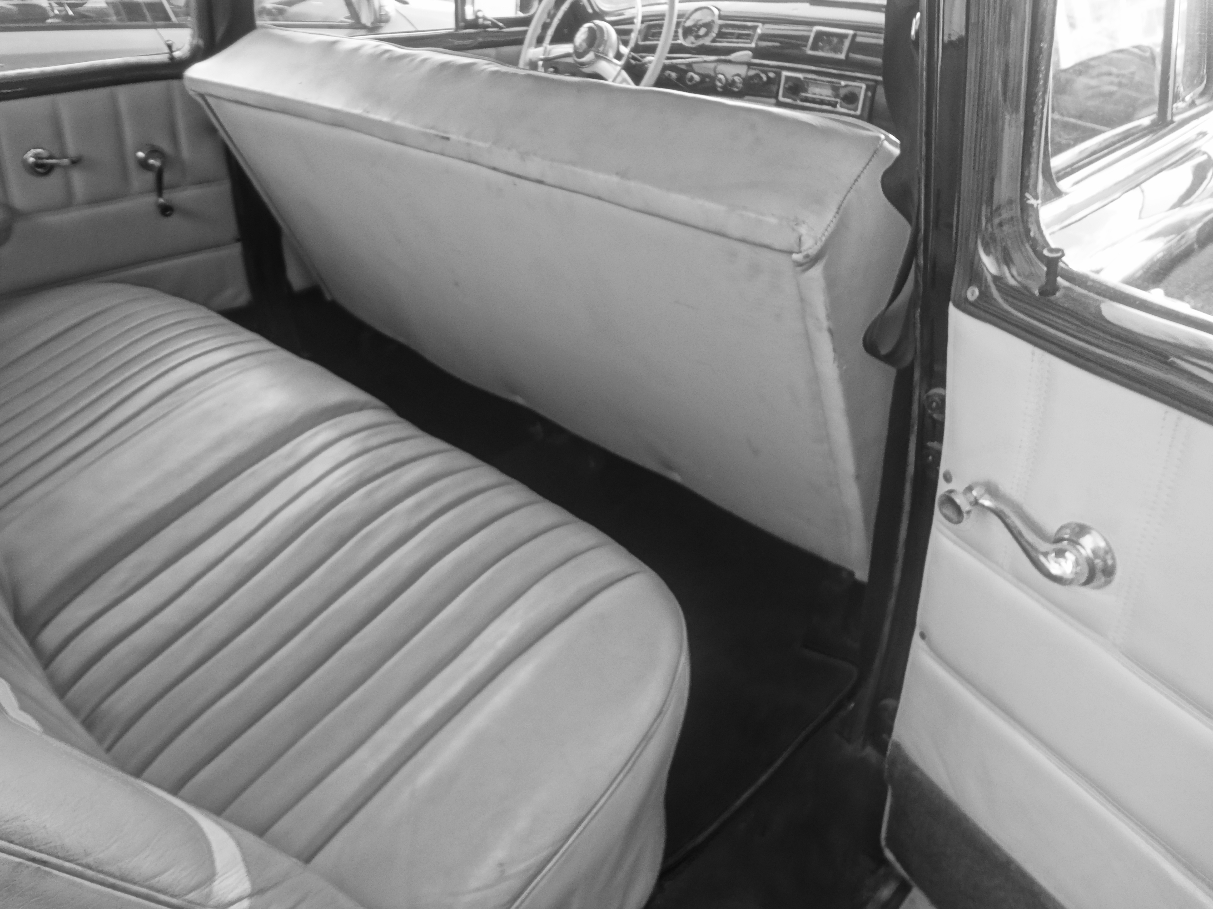 Салон Mercedes-Benz w180 220a