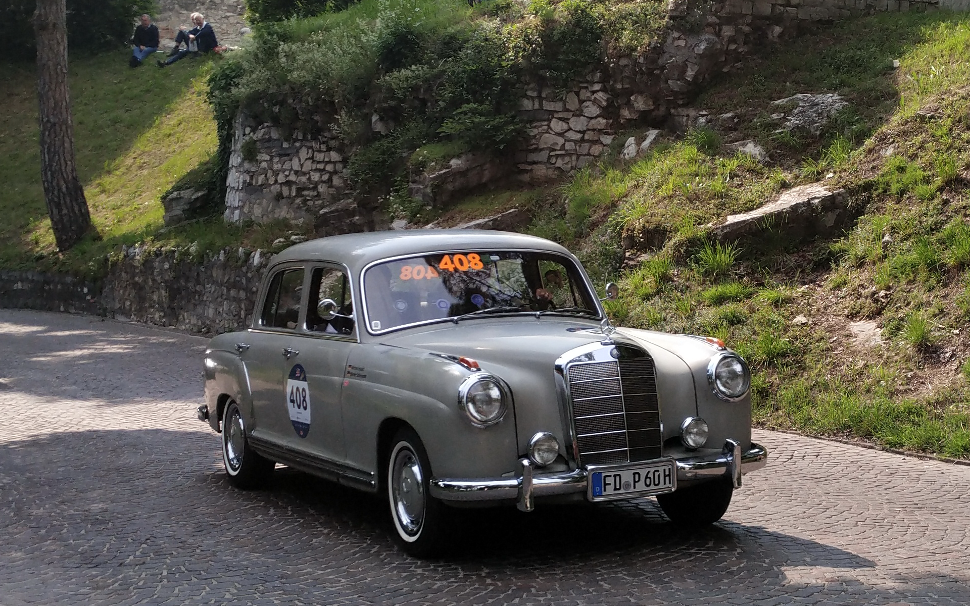 Mercedes-Benz w180 220a