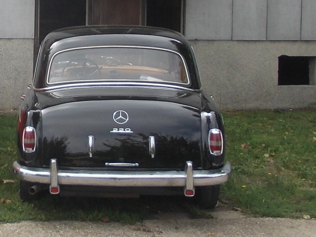 Mercedes-Benz w180 220a