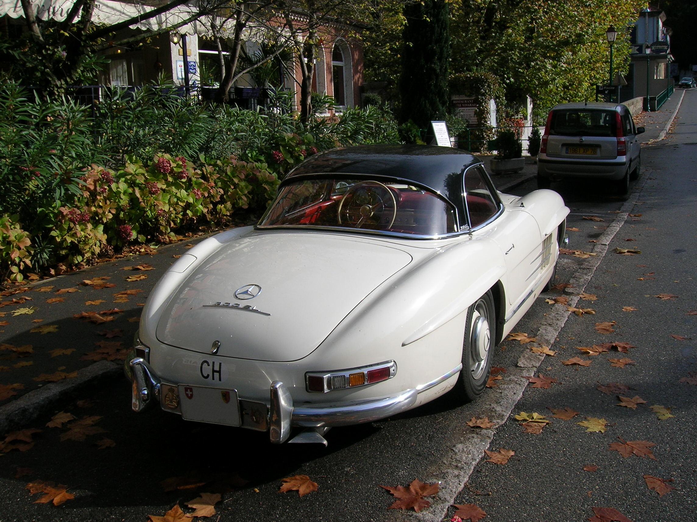 Mercedes-Benz 300 SL