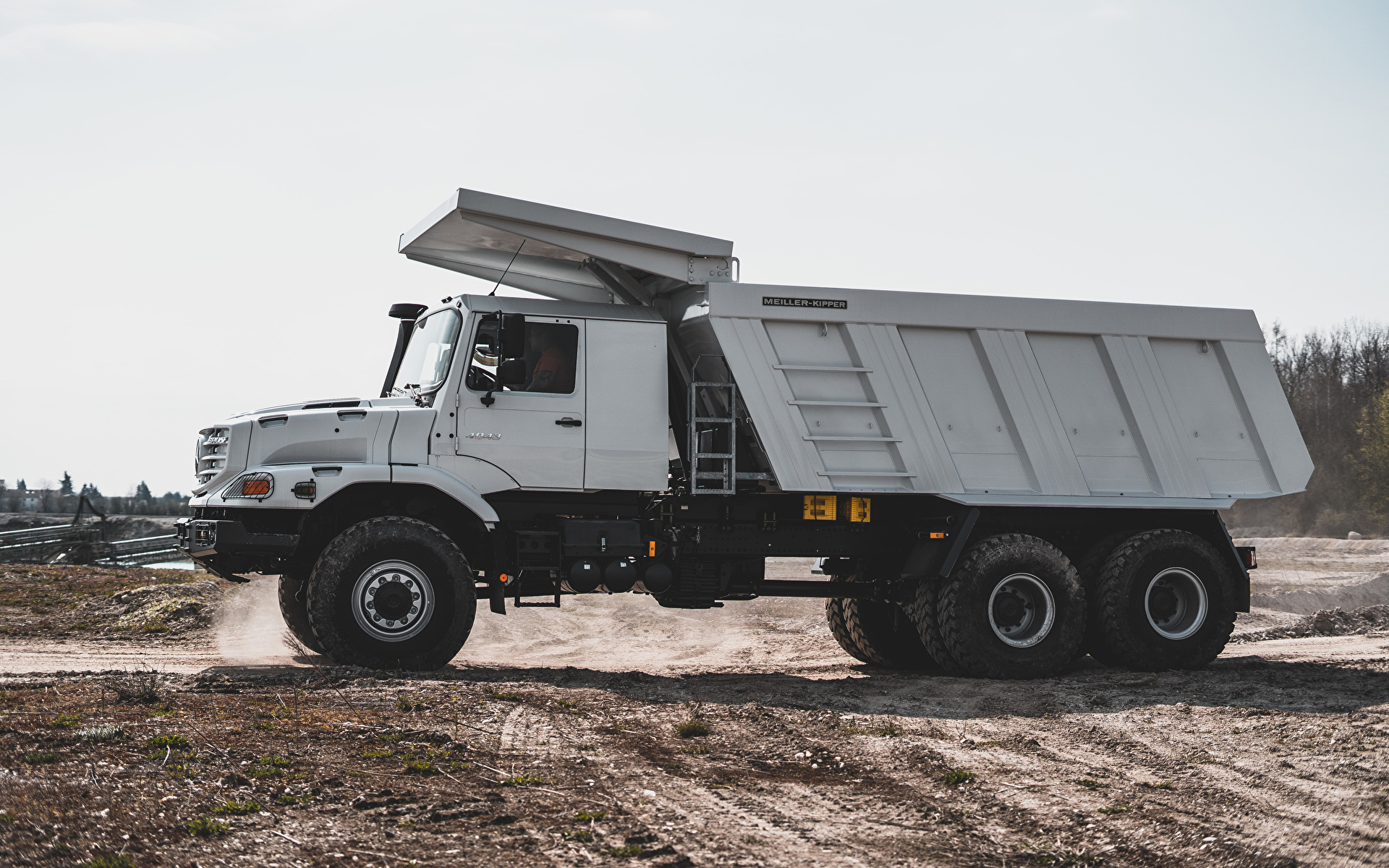 Mercedes-Benz Zetros 4051 AK