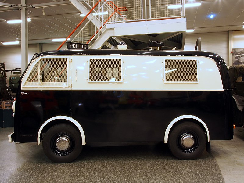 Полицейский автобус DAF A10