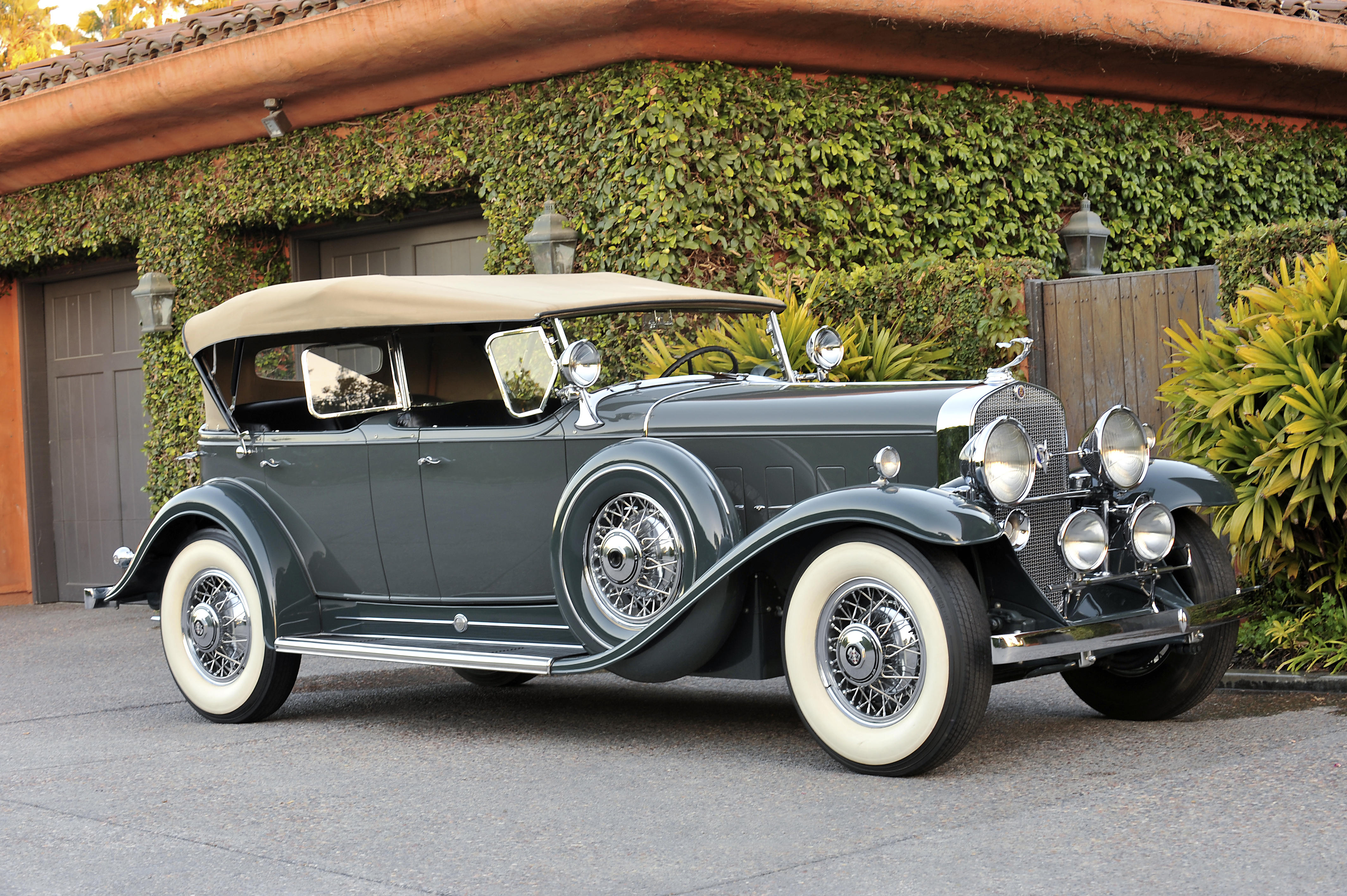 Cadillac V-12 series 370A