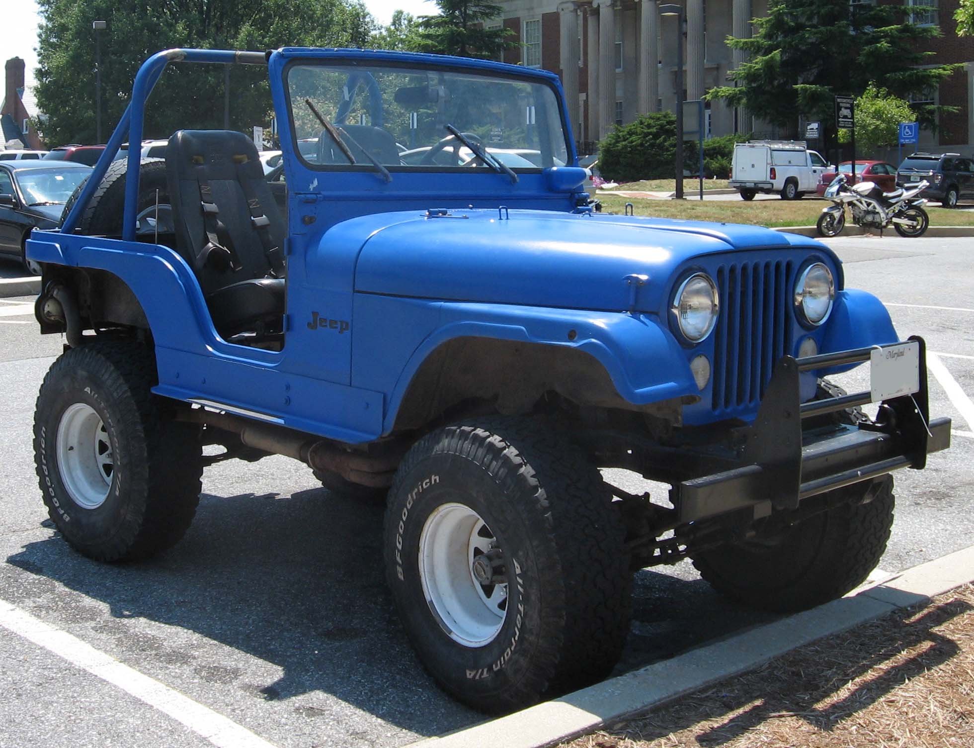 Jeep CJ6