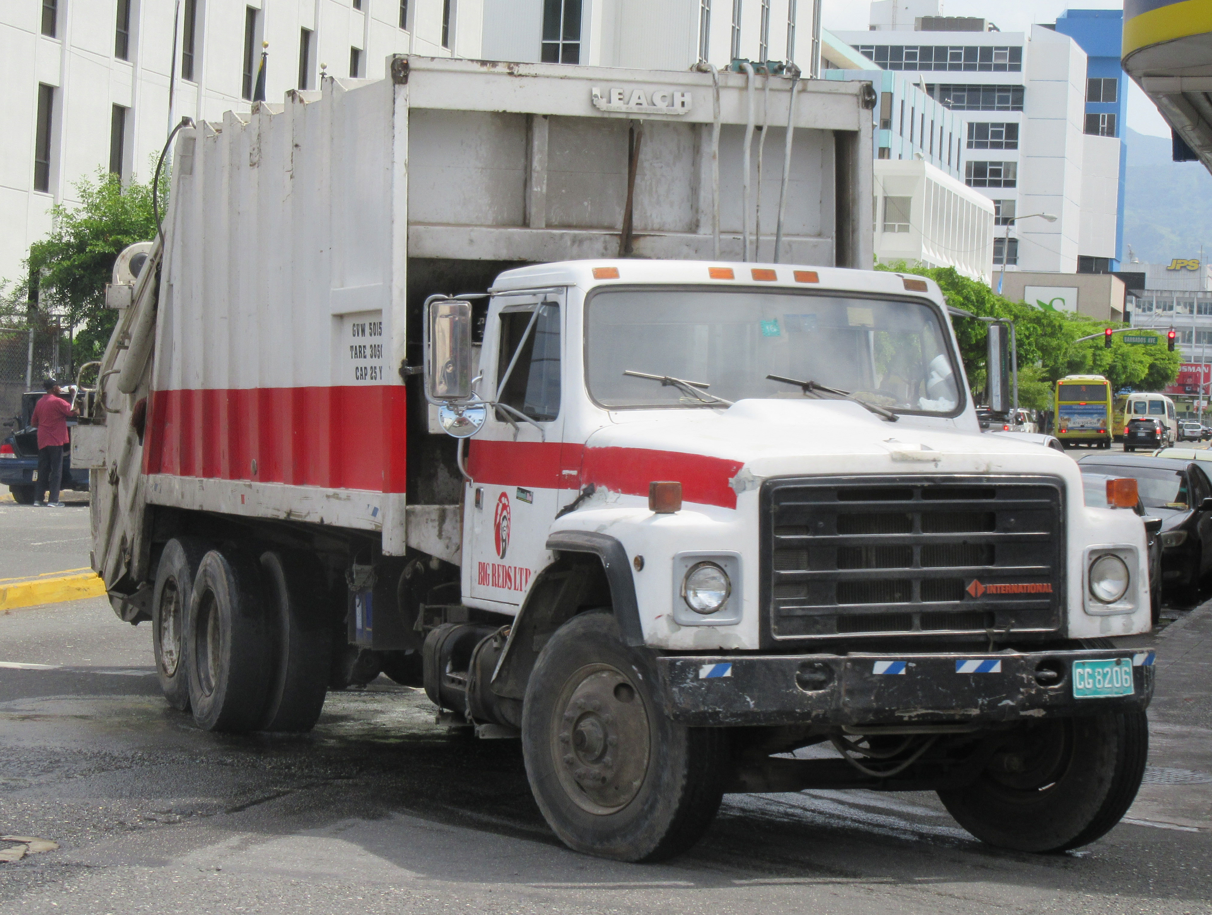 International S-1900