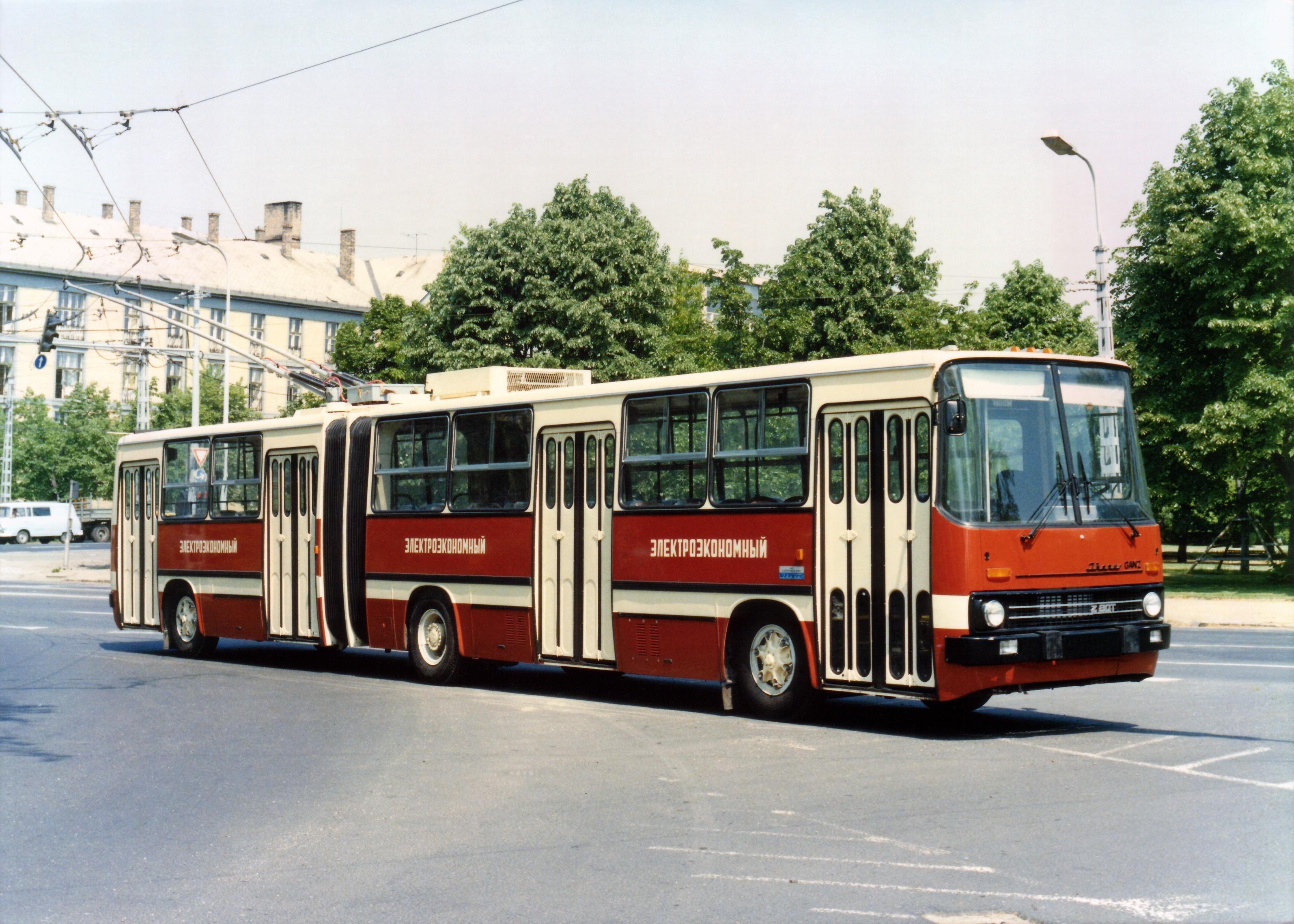 Ikarus 280T Ganz