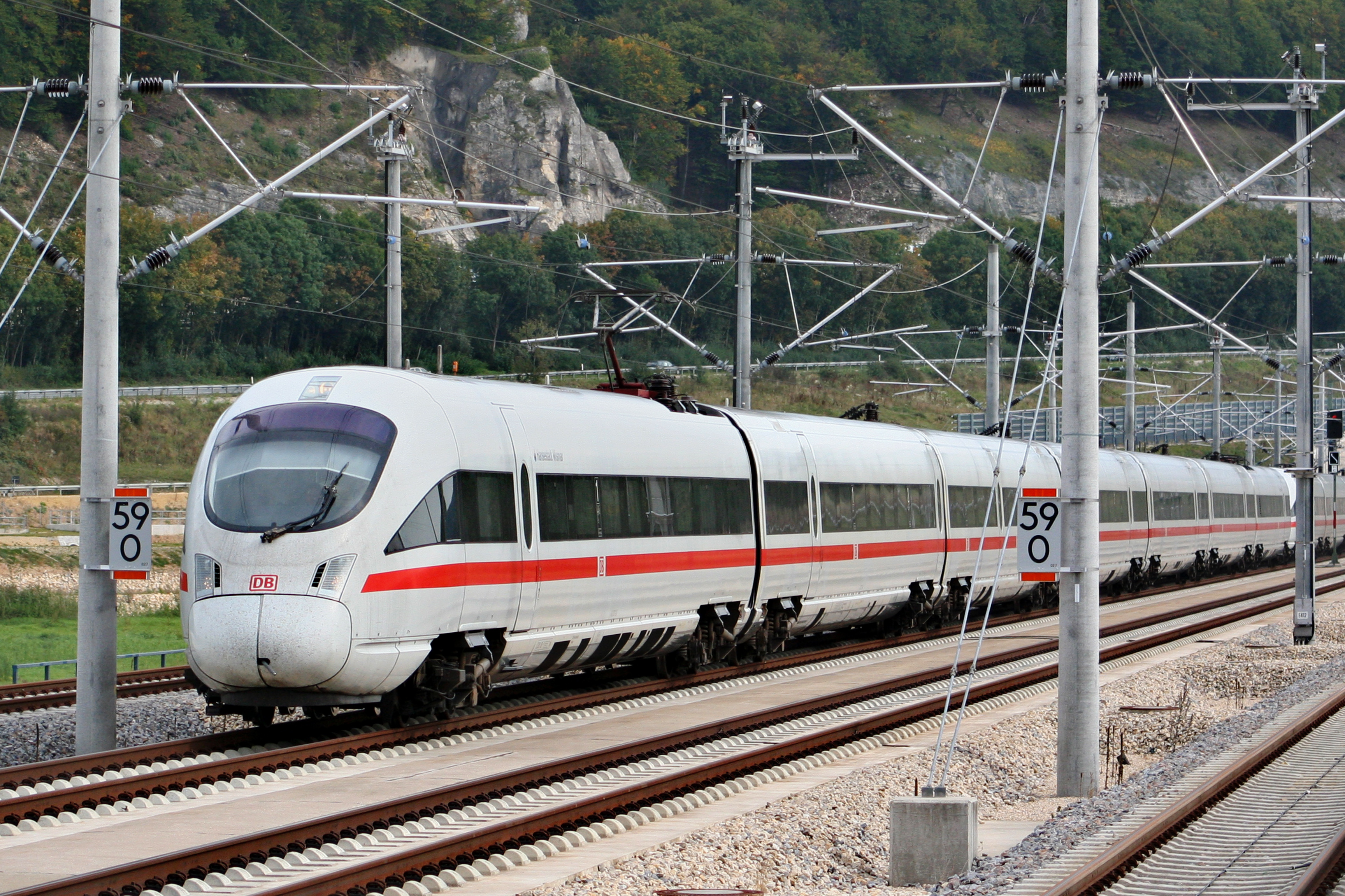 Скоростной электропоезд ICE T