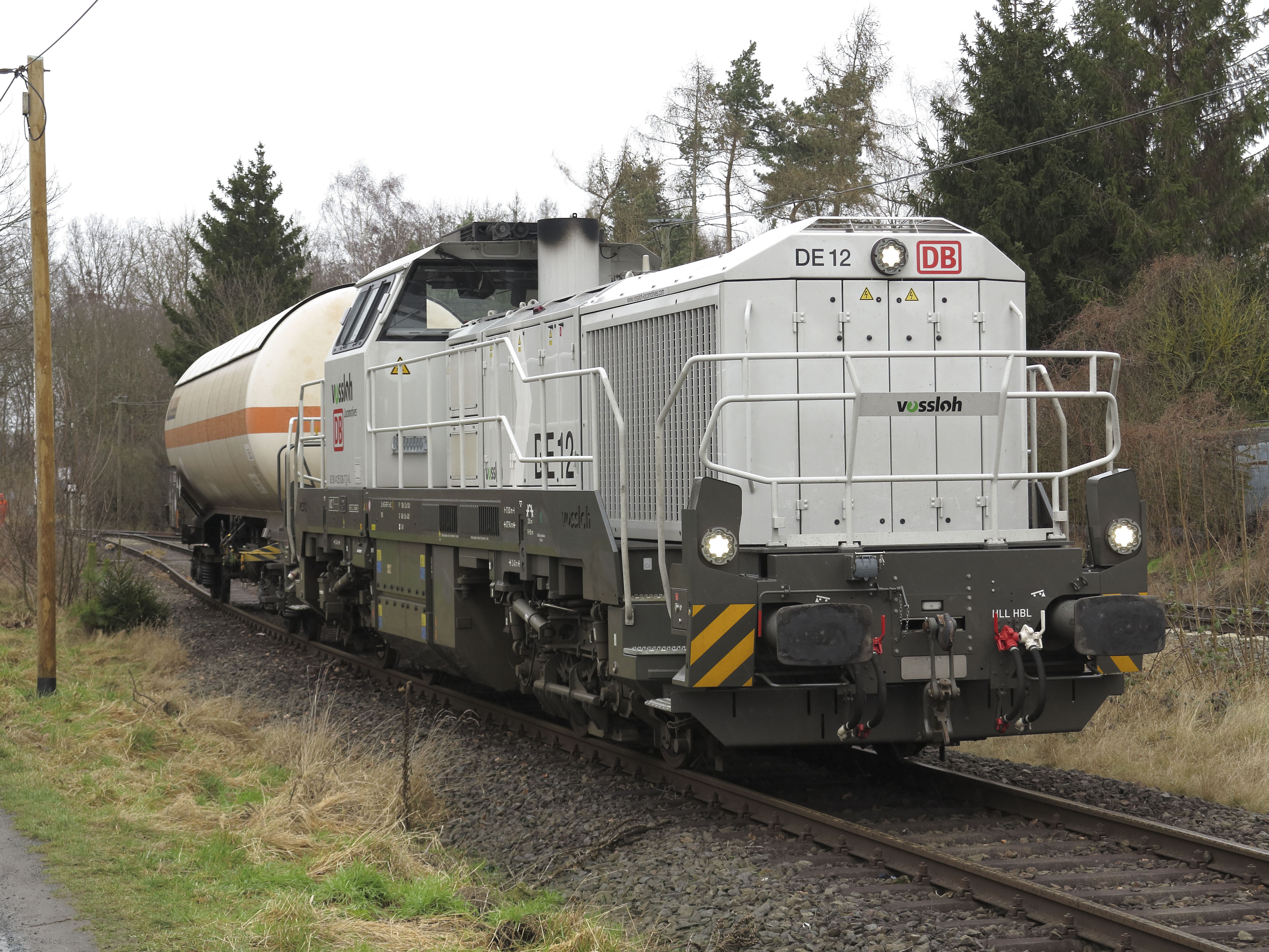 Тепловоз DE 12