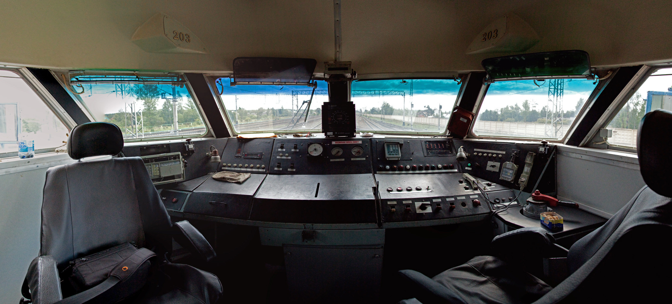 Кабина машиниста Эр-200