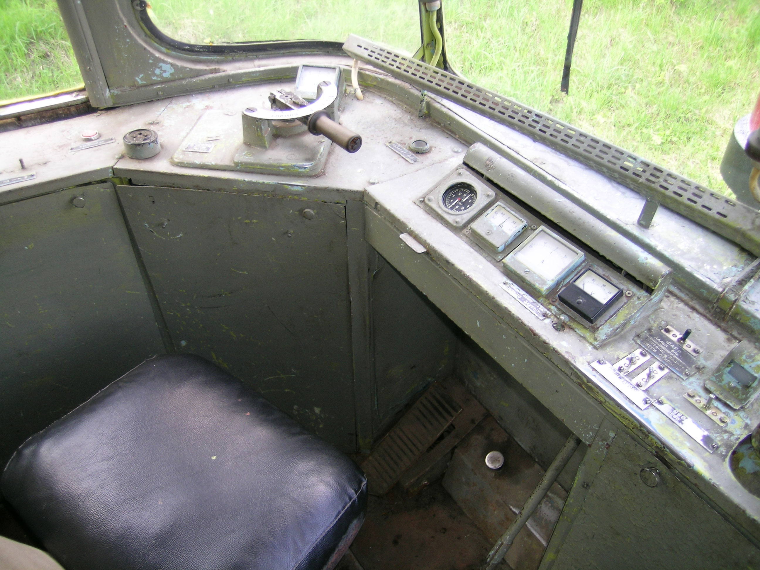 Кабина трамвая РВЗ-6