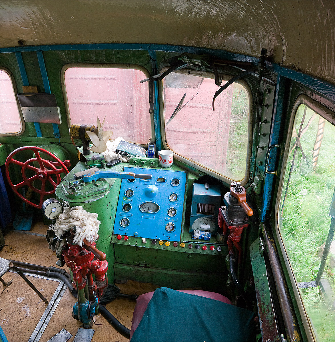 Кабина тепловоза ТЭ7