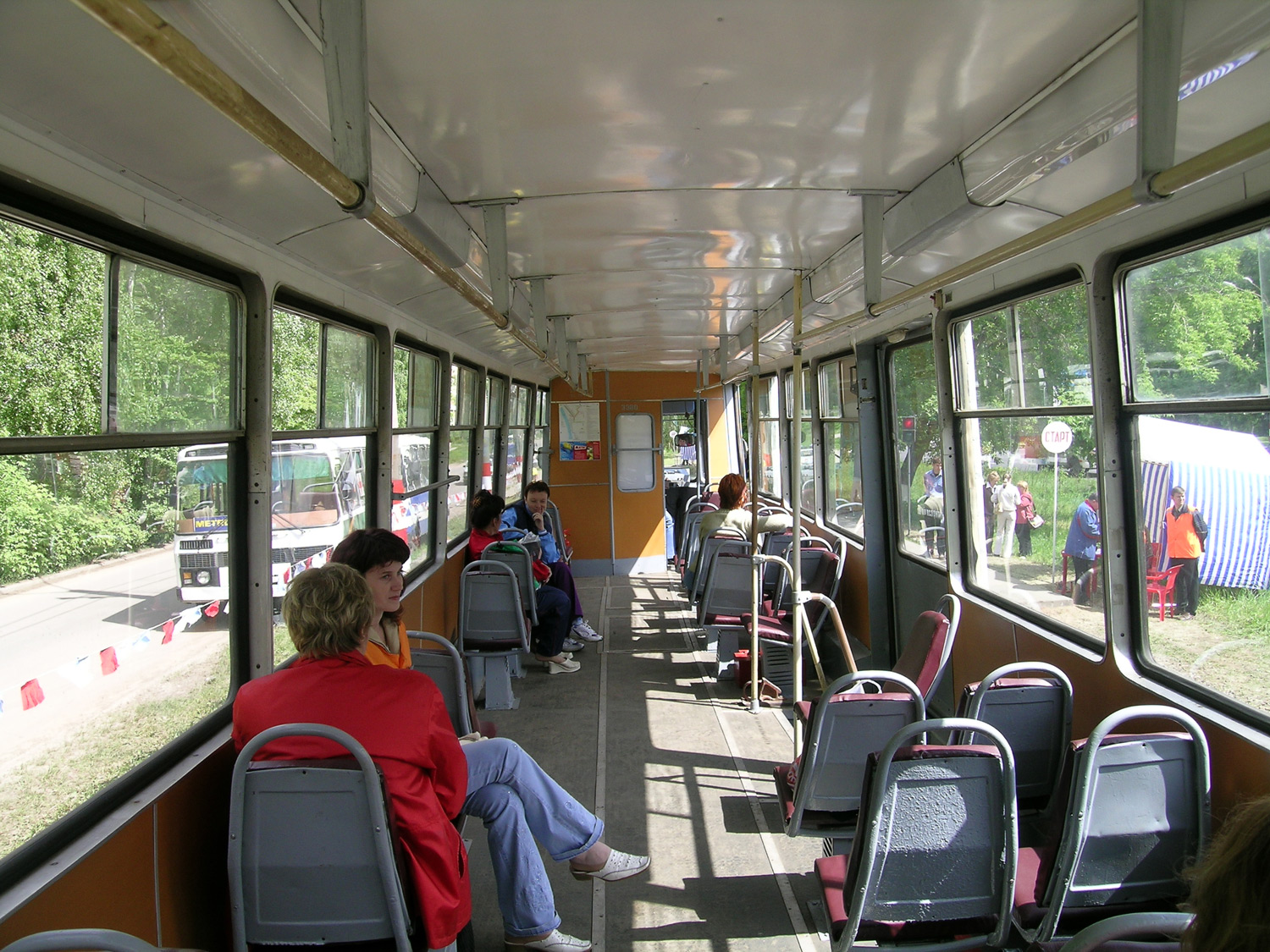 Салон трамвая 71-605