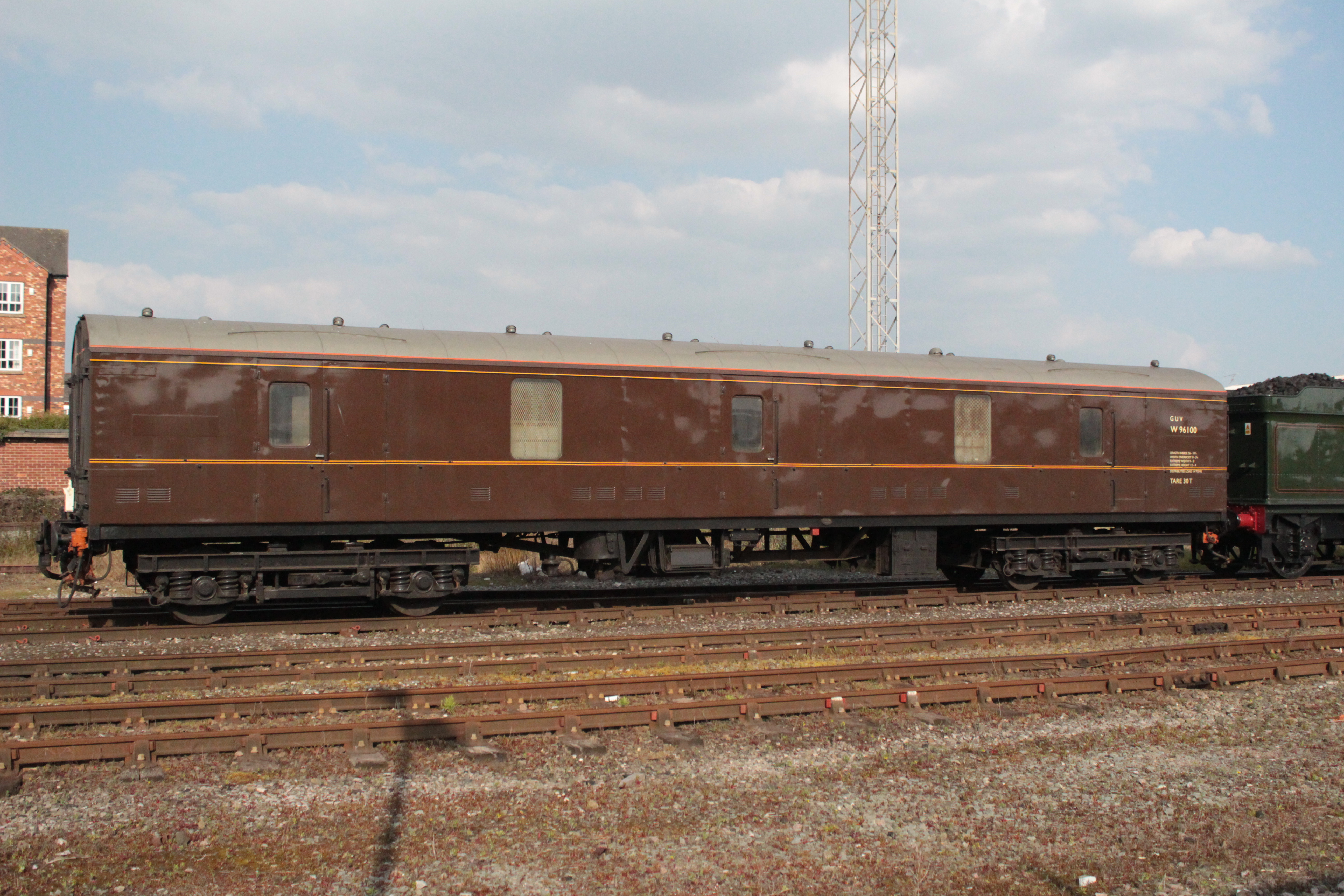 Почтовый вагон BR Mk 1 GUV