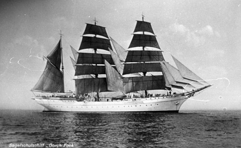 Трёхмачтовый барк Gorch Fock