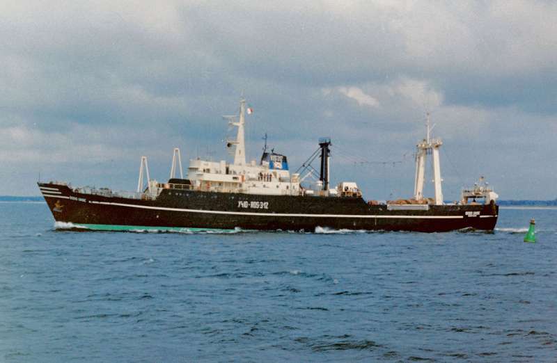 Большой морозильный траулер типа 