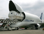 Тяжелый транспортный самолет Airbus A300-600ST Beluga