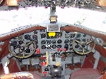 Кабина пилотов Douglas DC-3
