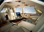 Интерьер лимузина Pullman Mercedes-Benz vv220