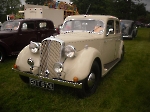 Rover 12 P2 6-light saloon